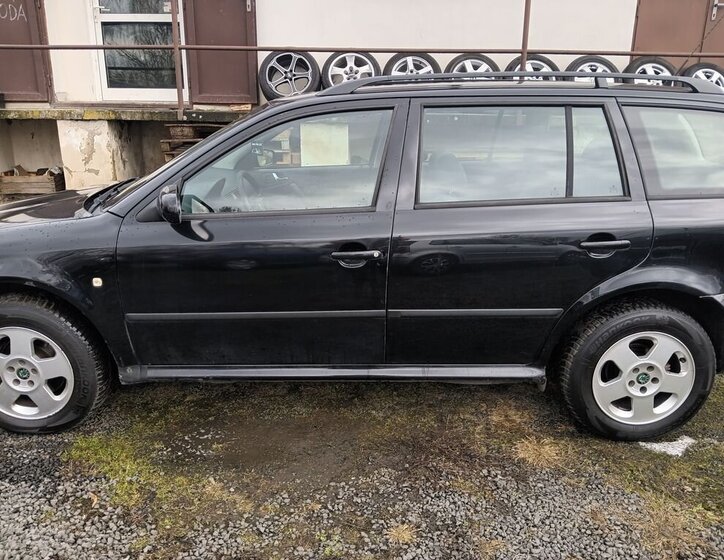 Škoda Octavia Kombi 2,0 l 85 kw