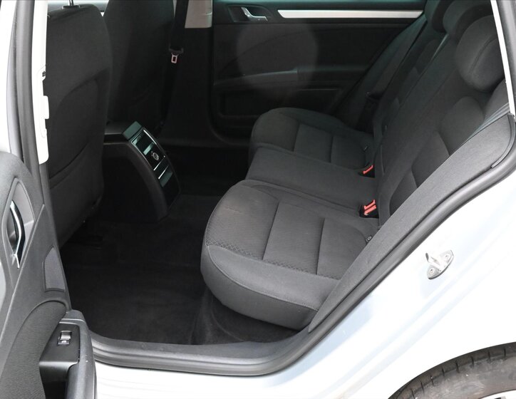 Škoda Superb Kombi 2,0 l 103 kw