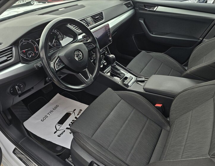 Škoda Superb Kombi 2,0 l 140 kw