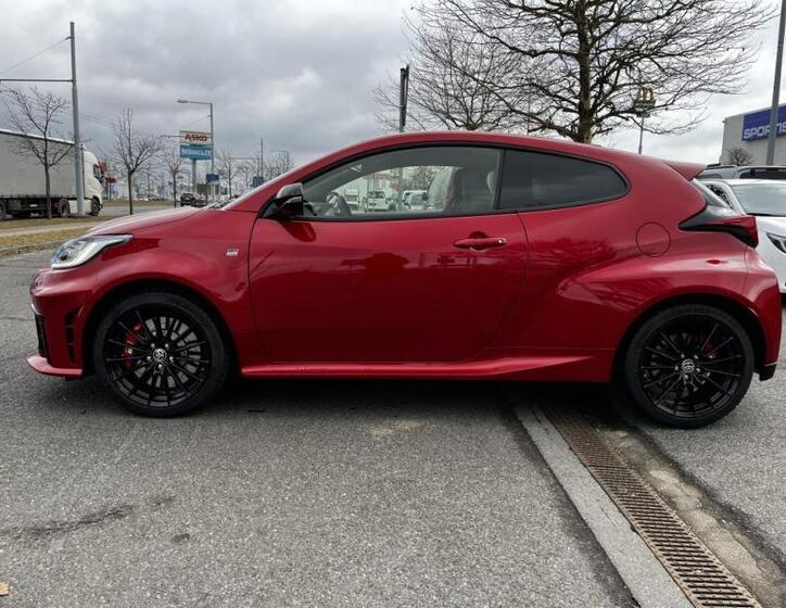 Toyota GR Yaris 15