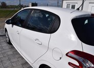 Peugeot 208 Hatchback 1,4 l 50 kw