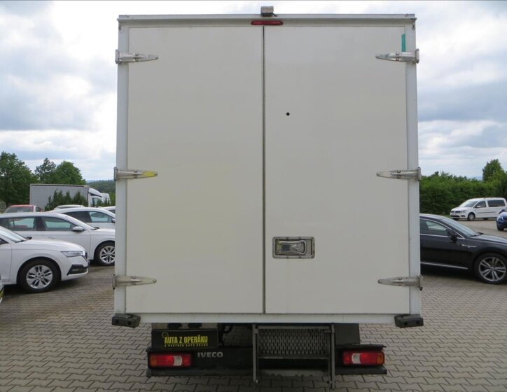 Iveco Daily Skříň 3,0 l 100 kw