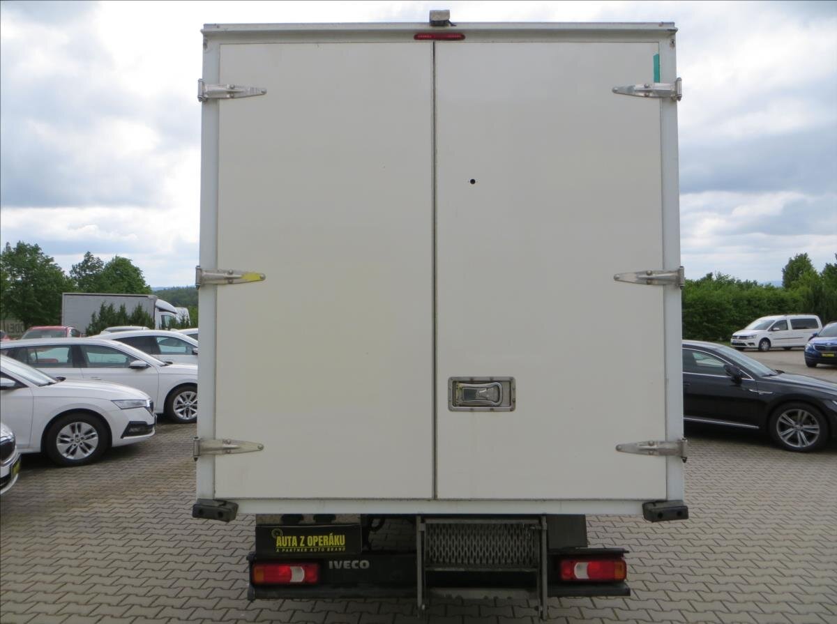 Iveco Daily Skříň 3,0 l 100 kw