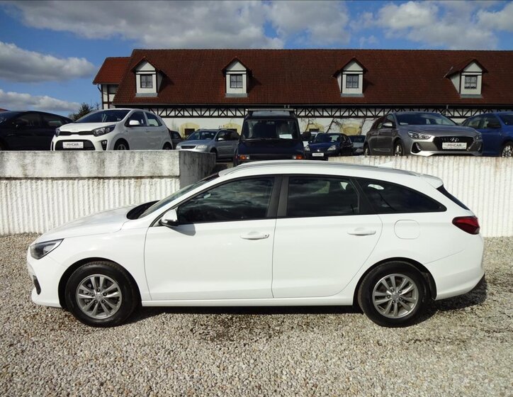 Hyundai i30 Kombi 1,6 l 85 kw