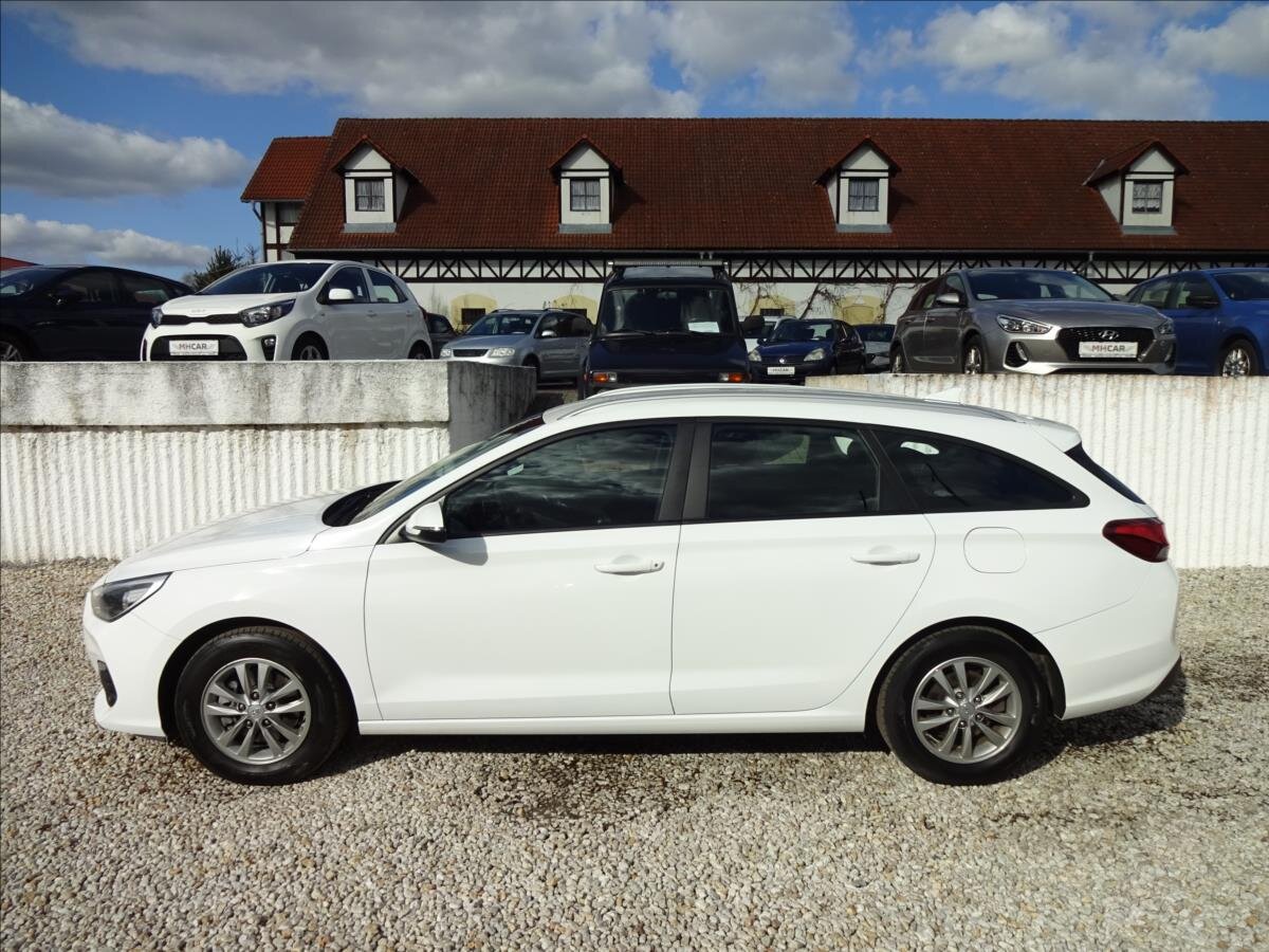 Hyundai i30 Kombi 1,6 l 85 kw