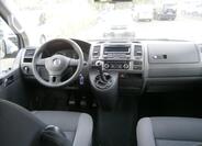 Volkswagen Multivan 10