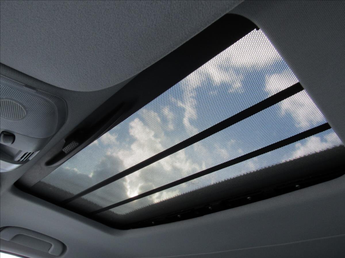 Mercedes-Benz Viano Kombi 3,0 l 150 kw