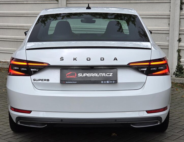 Škoda Superb Liftback 1,5 l 110 kw