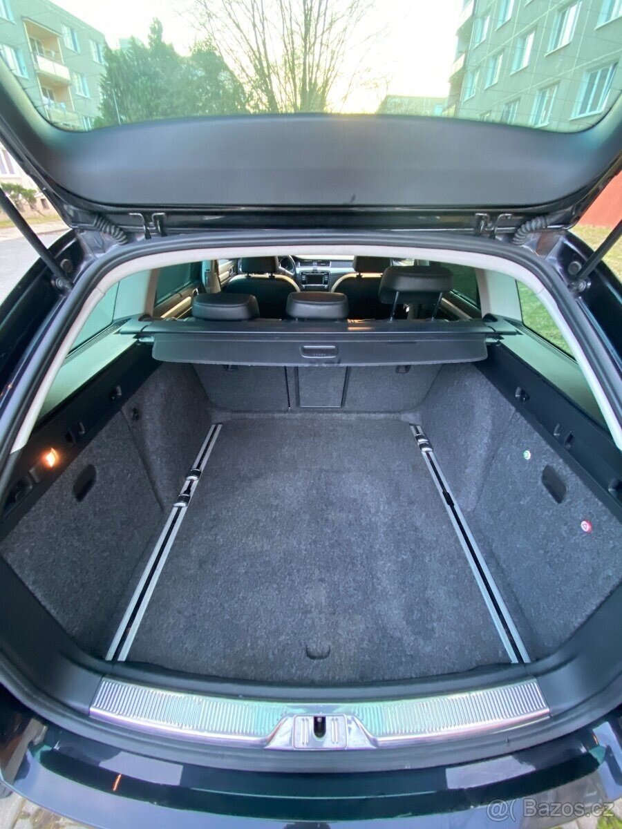 Škoda Superb Kombi 0,0 125 kw