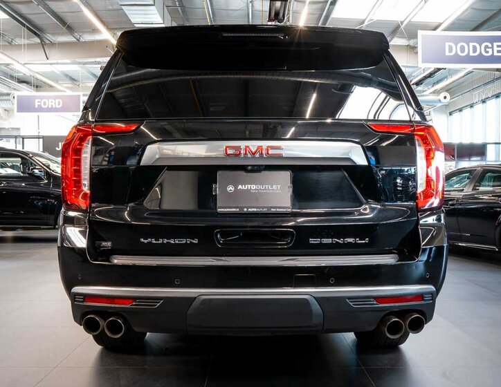 GMC Yukon SUV 6,2 l 313 kw