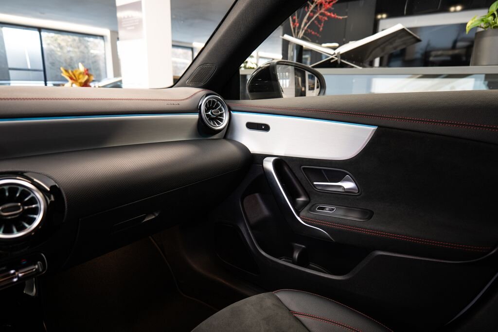 Mercedes-Benz CLA Sedan 2,0 l 110 kw