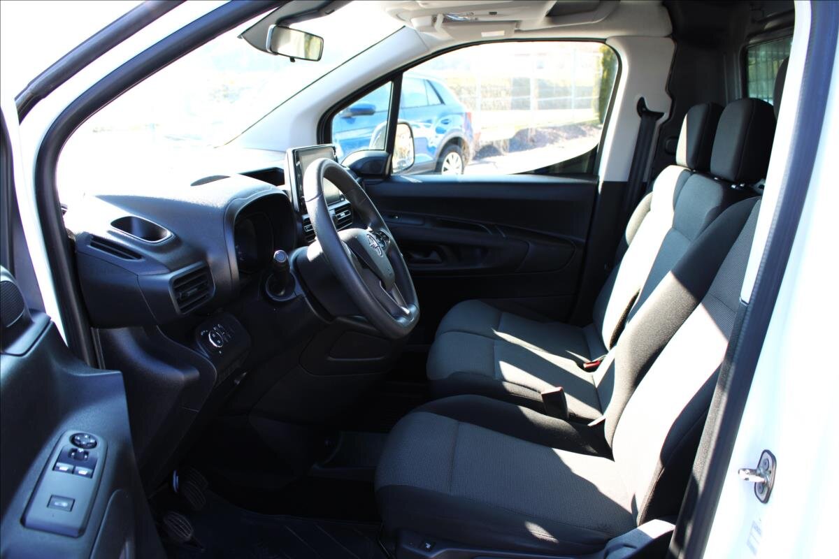 Opel Combo Skříň 1,5 l 96 kw