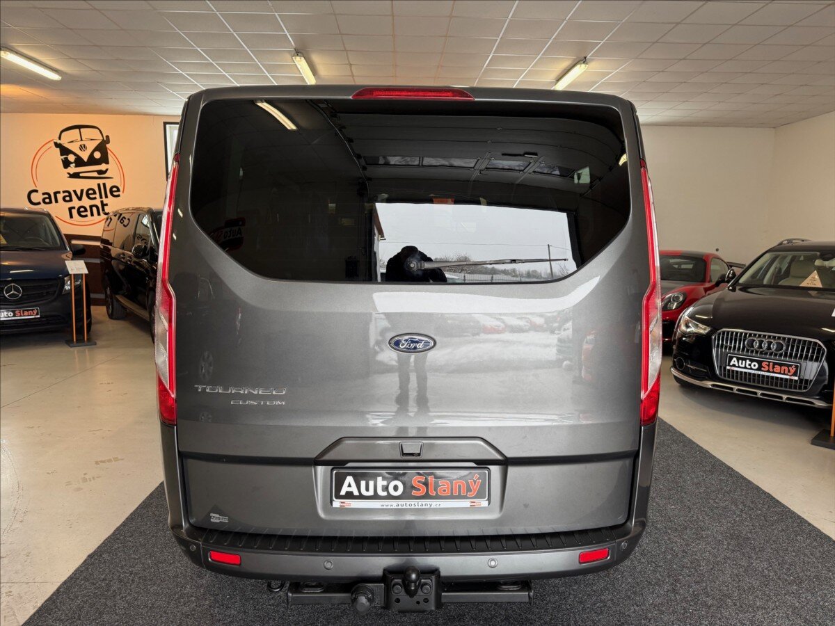 Ford Tourneo Custom MPV 2,0 l 96 kw
