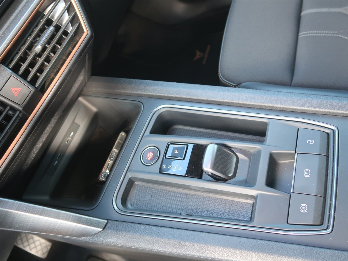 Cupra Formentor SUV / Terénní 2,0 l 140 kw