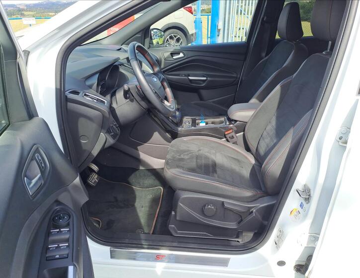 Ford Kuga 5