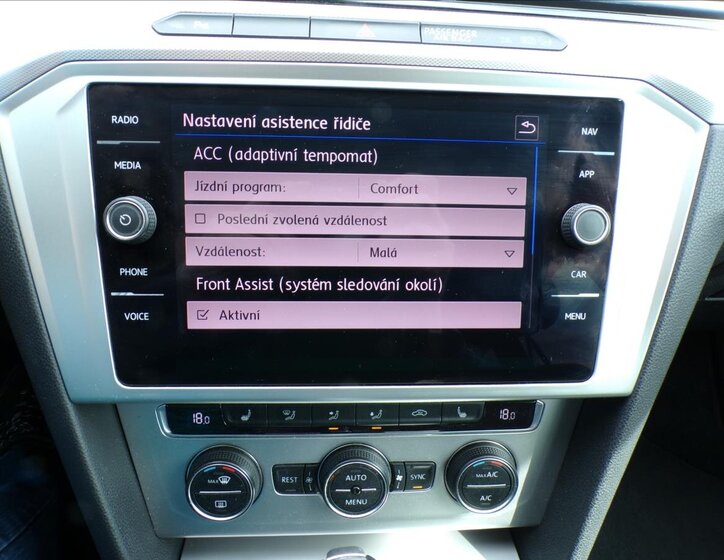 Volkswagen Passat Kombi 2,0 l 110 kw