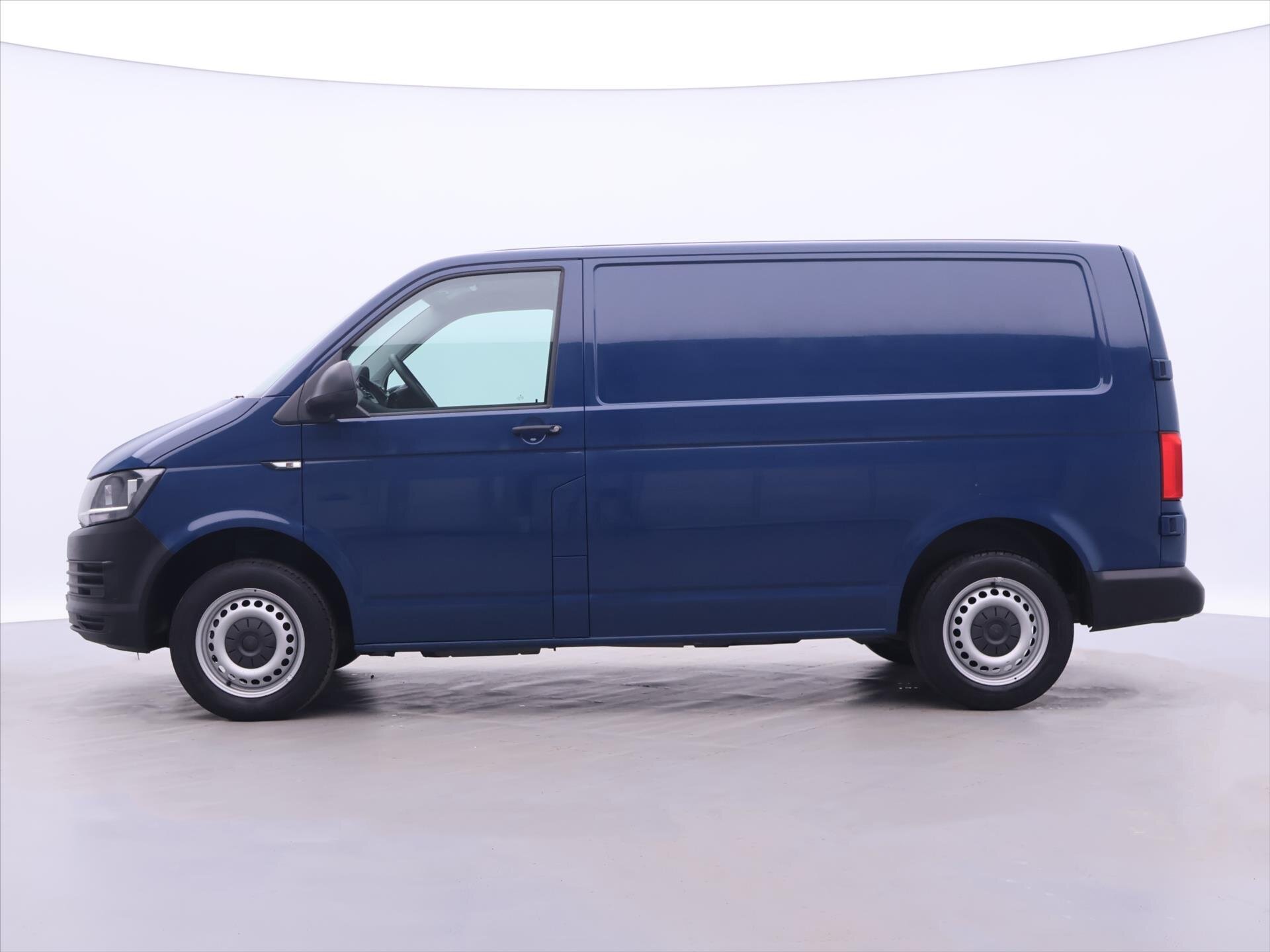 Volkswagen Transporter Skříň 2,0 l 75 kw
