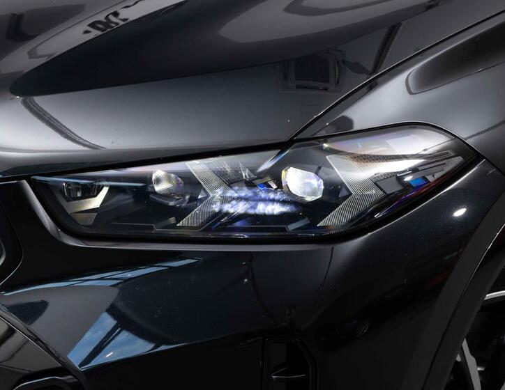 BMW X6 8