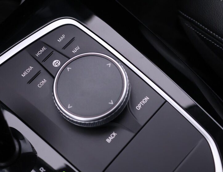 BMW X3 SUV / Terénní 2,0 l 140 kw