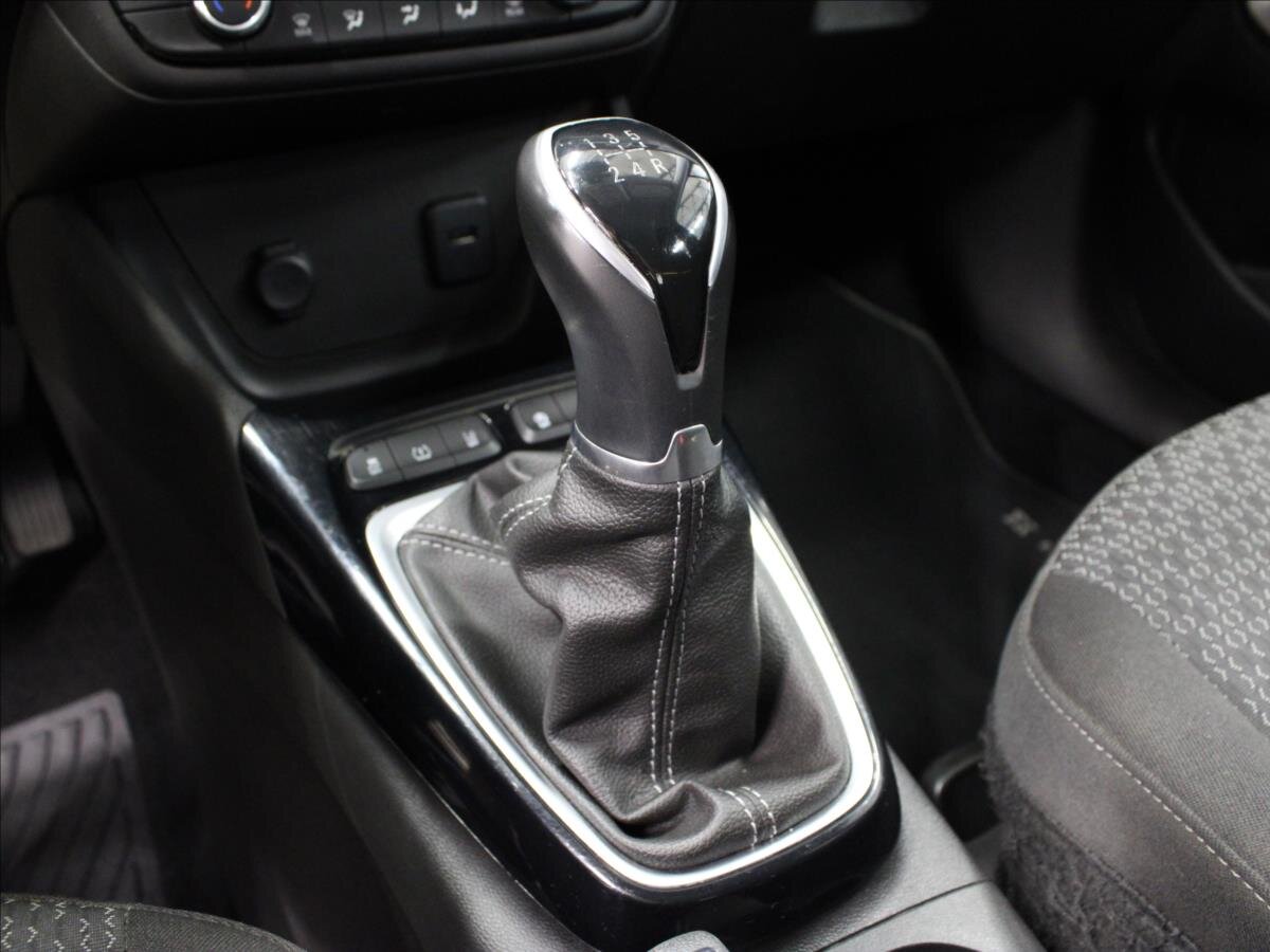 Opel Crossland X SUV / Terénní 1,2 l 61 kw