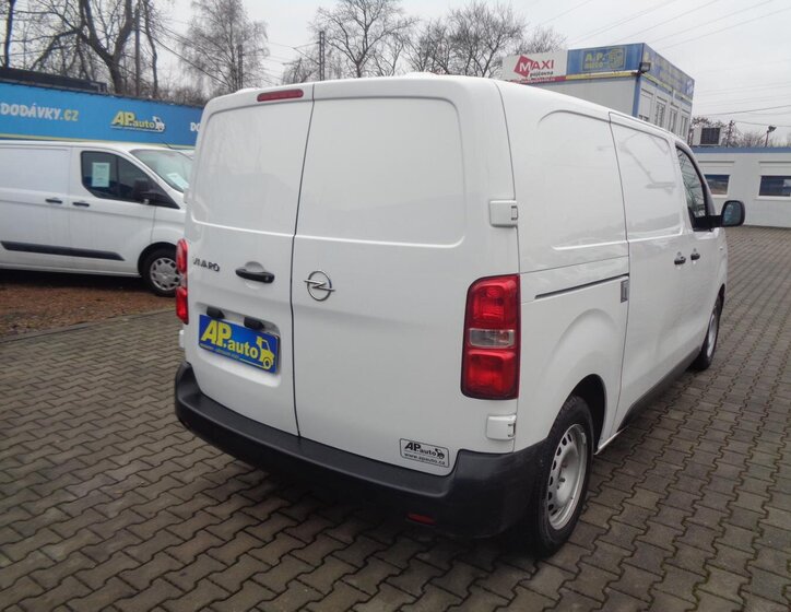 Opel Vivaro Ostatní 1,5 l 75 kw