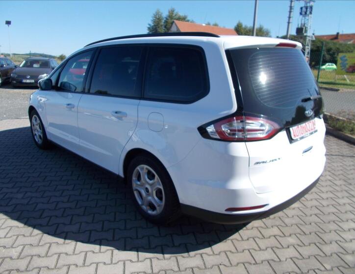 Ford Galaxy 11