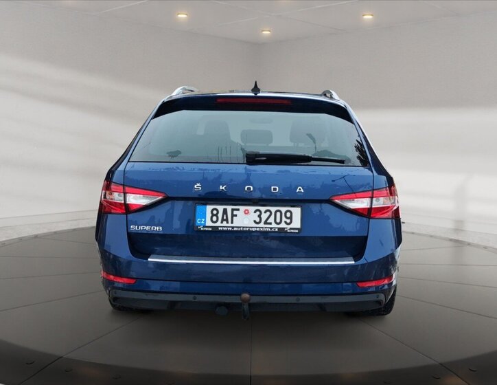 Škoda Superb Kombi 2,0 l 140 kw