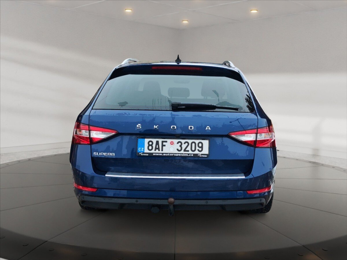 Škoda Superb Kombi 2,0 l 140 kw