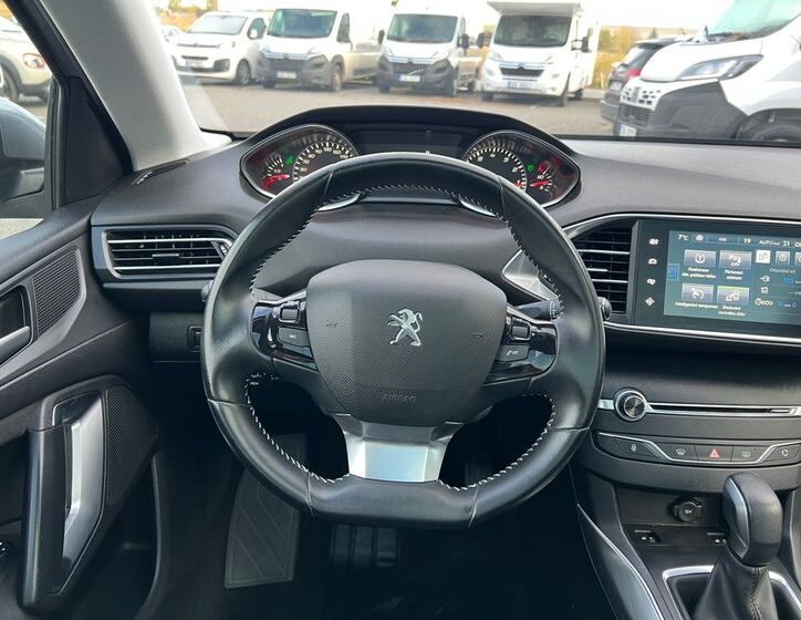 Peugeot 308 9