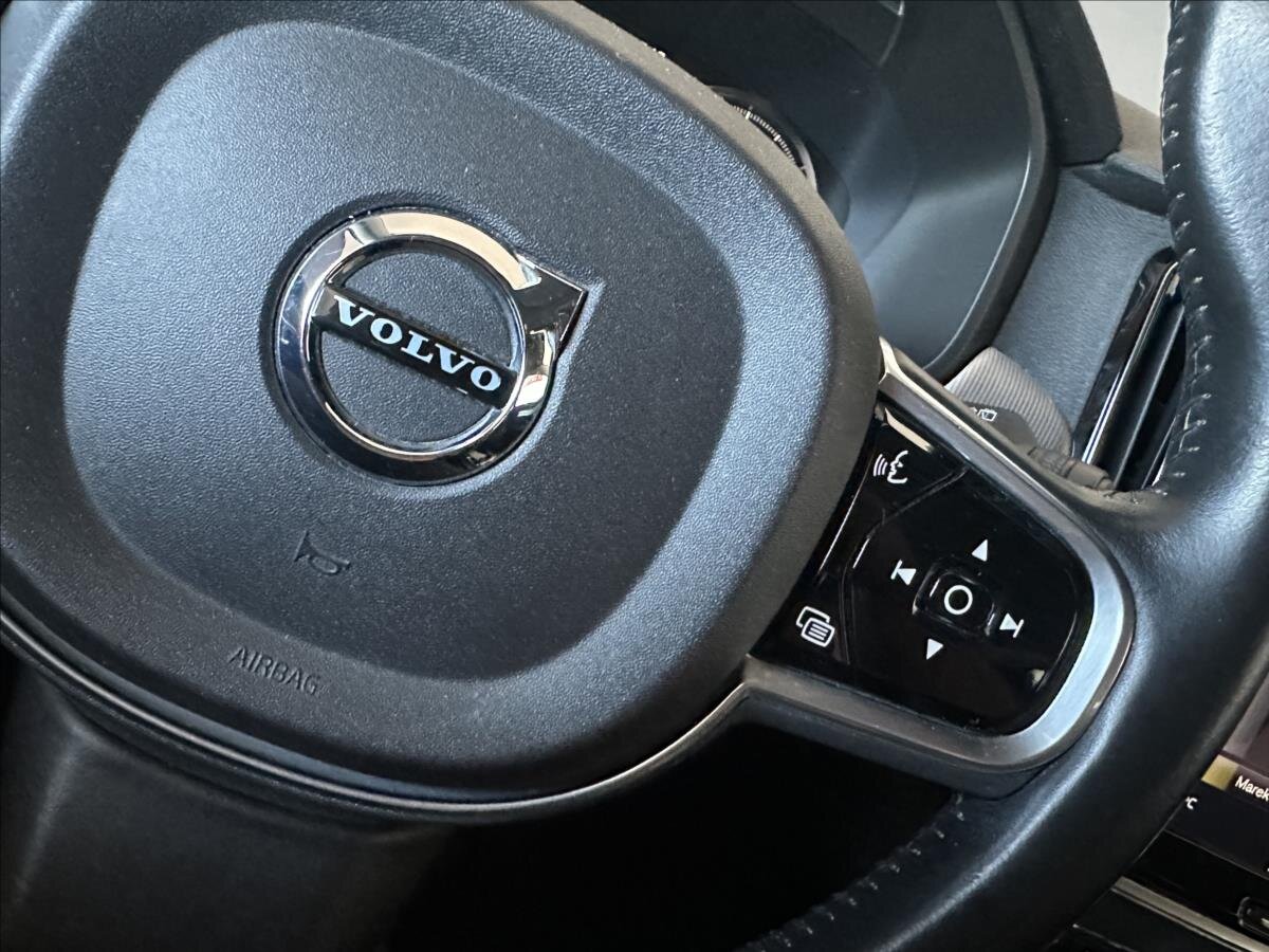 Volvo V90 Kombi 2,0 l 140 kw