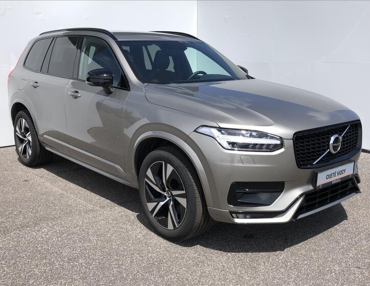 Volvo XC90 SUV / Terénní 2,0 l 173 kw
