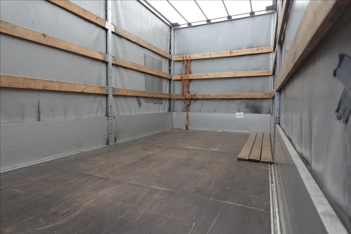 Mercedes-Benz Sprinter Valník 2,0 l 125 kw