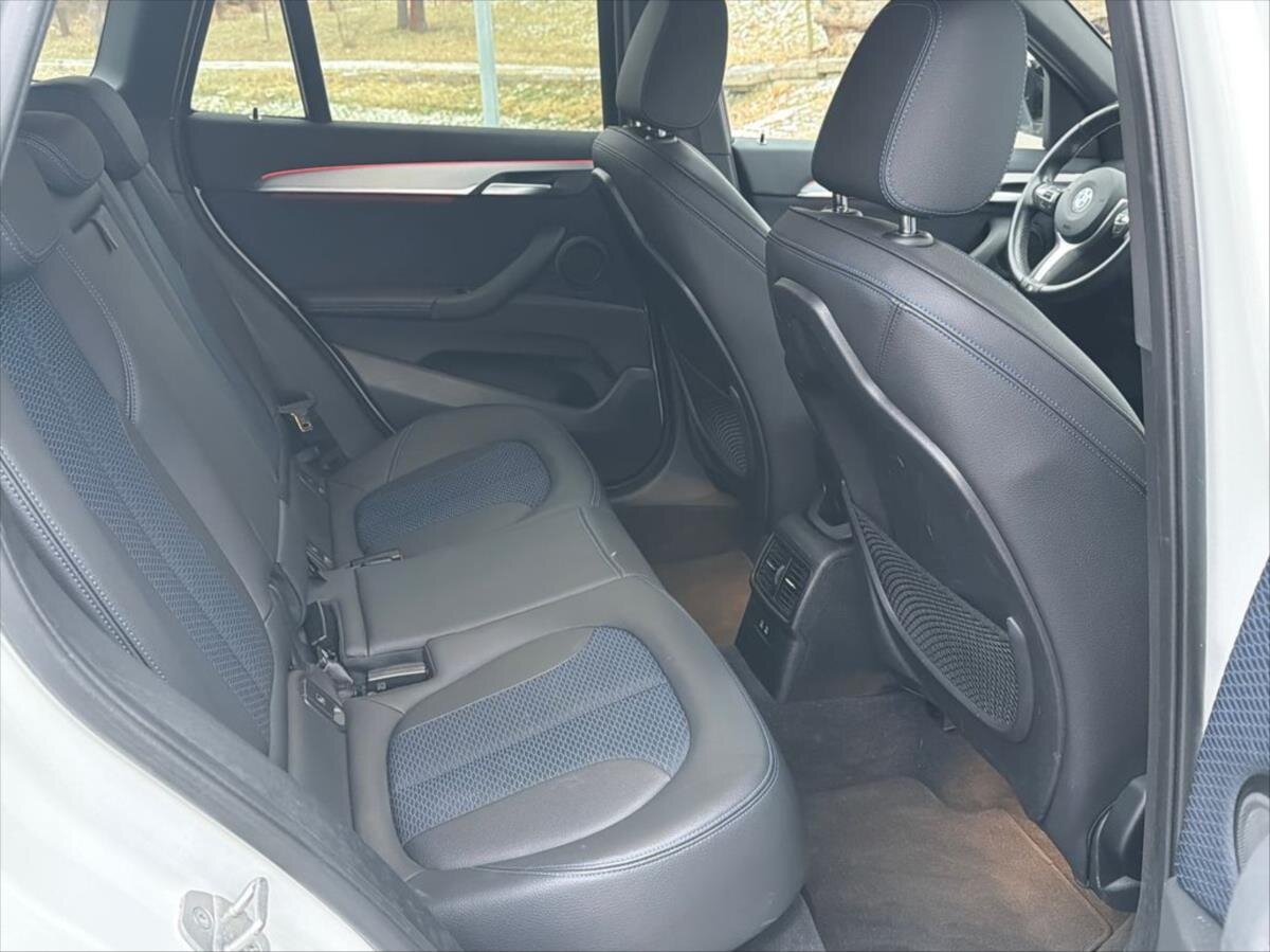 BMW X1 Kombi 2,0 l 140 kw