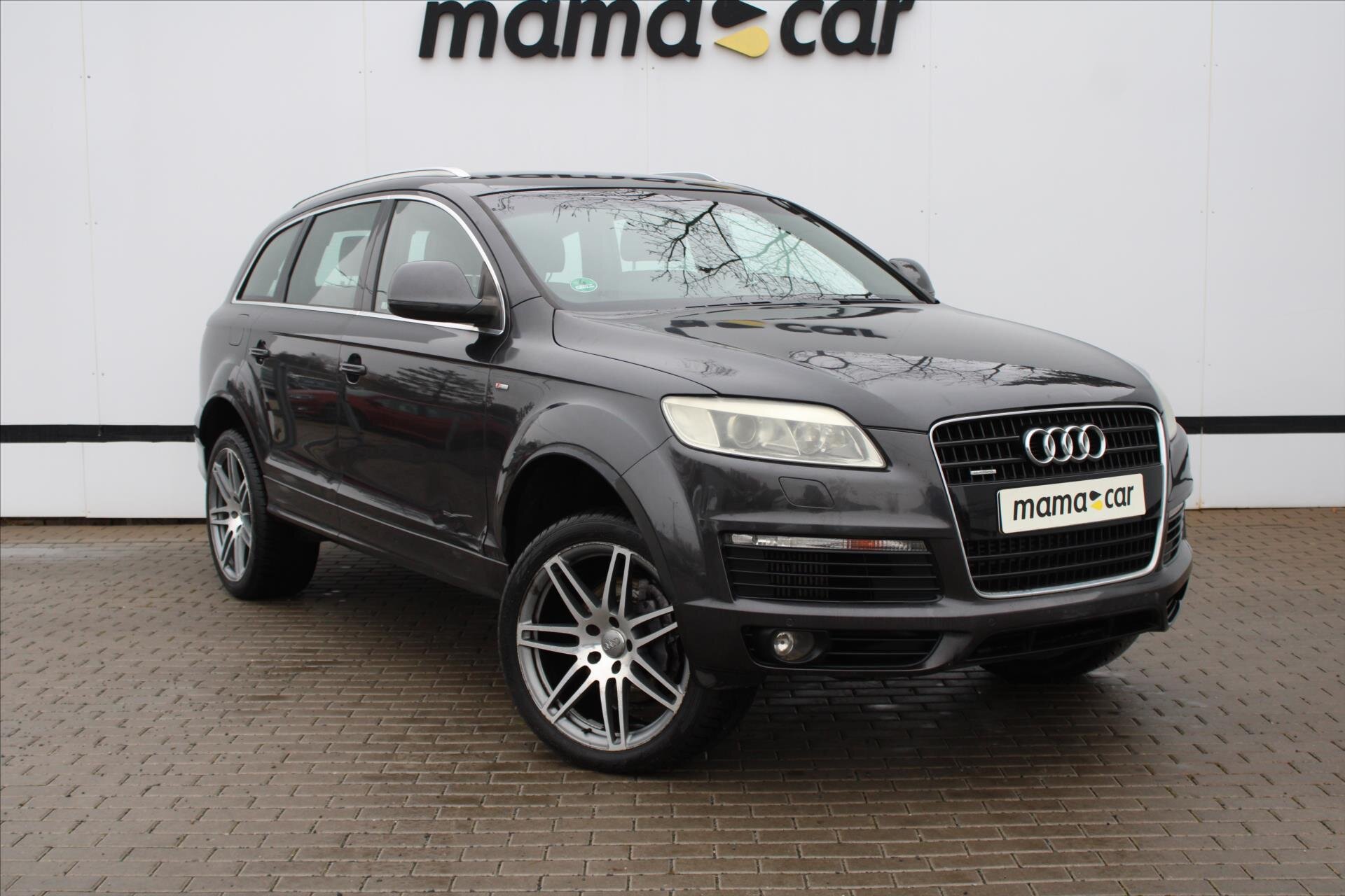 Audi Q7 SUV / Terénní 4,1 l 240 kw