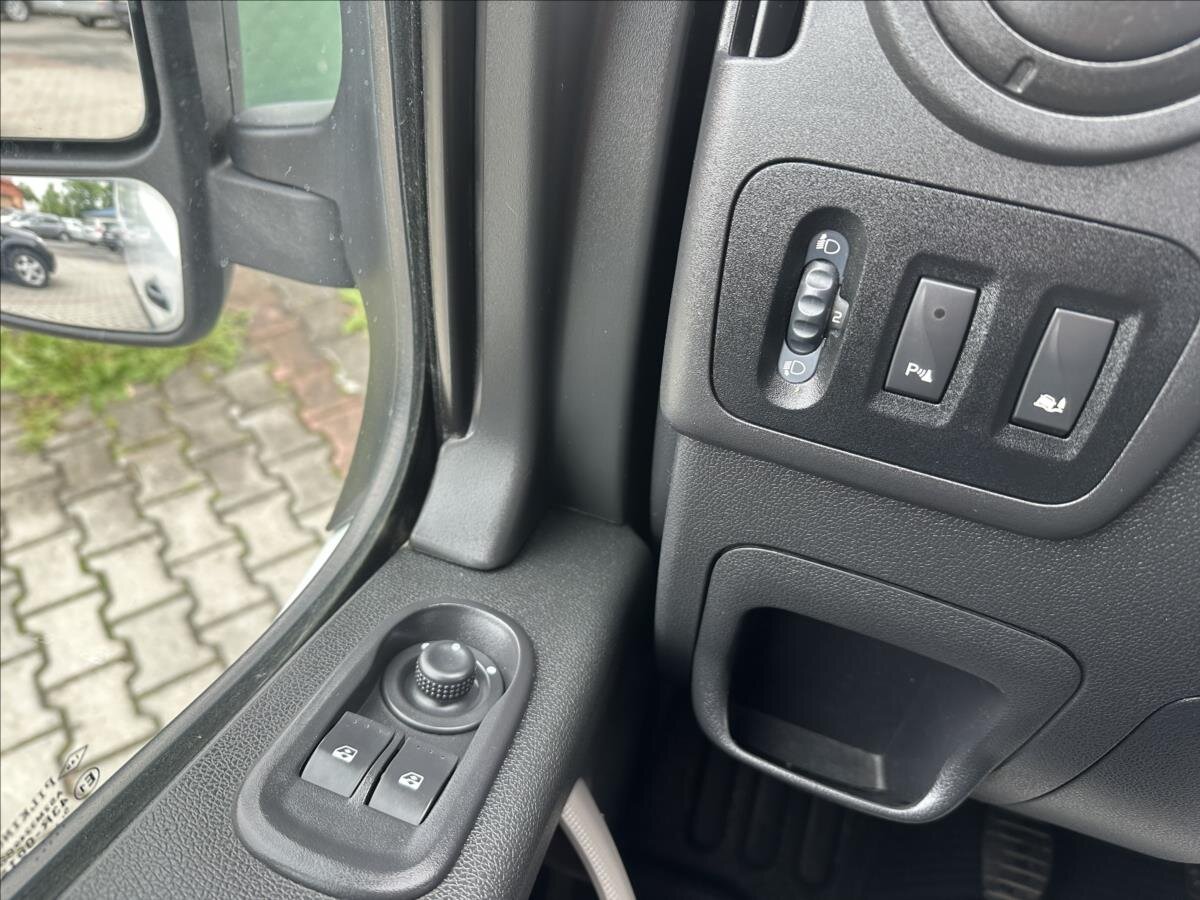 Opel Movano Skříň 2,3 l 81 kw