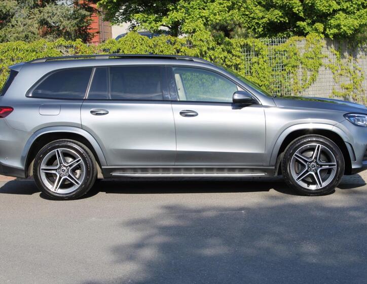 Mercedes-Benz GLS 7