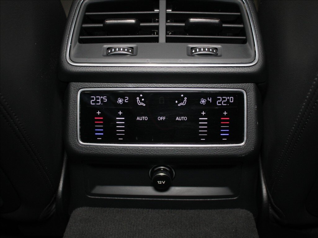 Audi A6 Sedan 3,0 l 210 kw