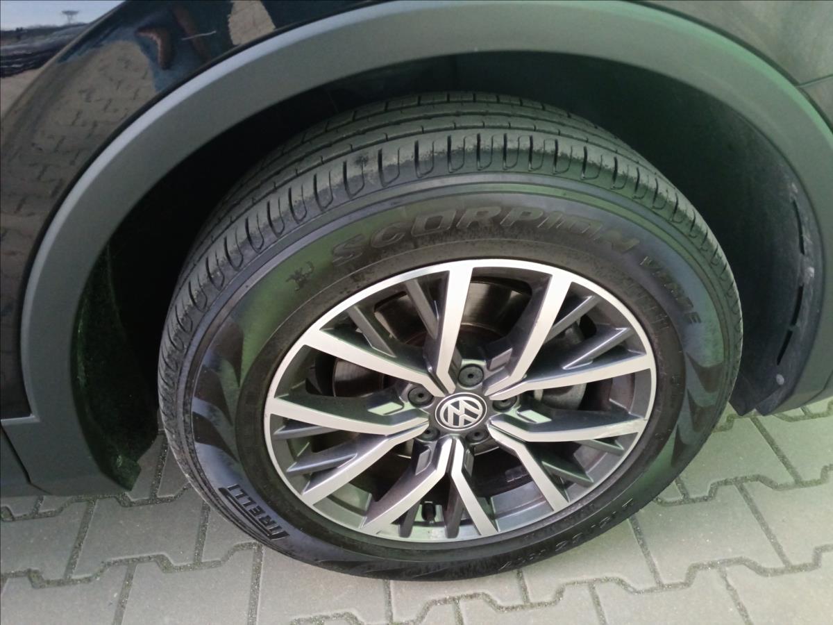Volkswagen Tiguan SUV 2,0 l 110 kw