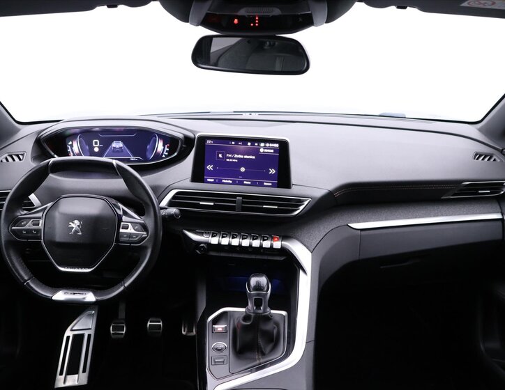 Peugeot 3008 SUV 1,2 l 96 kw