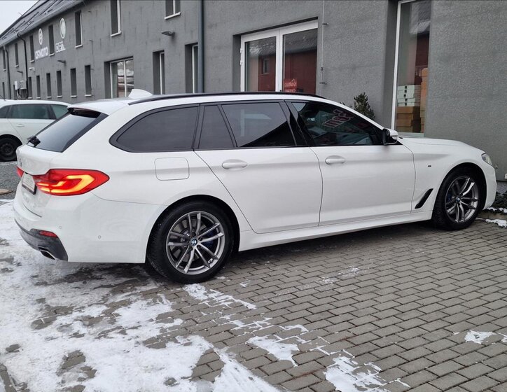 BMW Řada 5 11