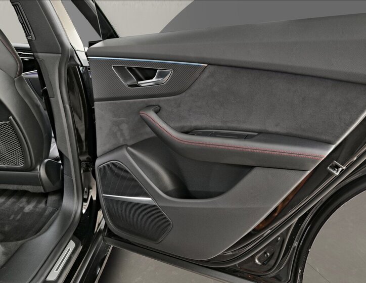 Audi RS Q8 SUV / Terénní 4,0 l 441 kw