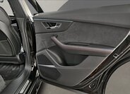 Audi RS Q8 SUV / Terénní 4,0 l 441 kw