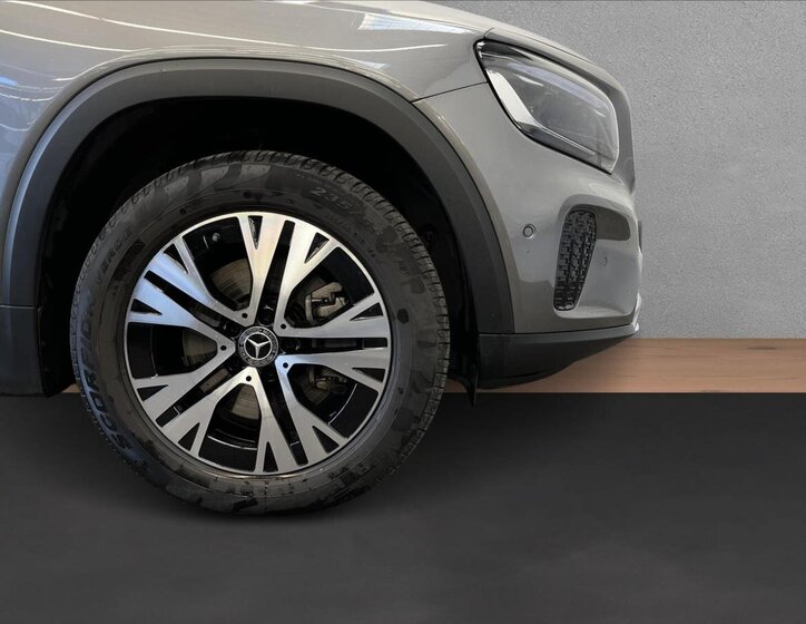 Mercedes-Benz GLB 22