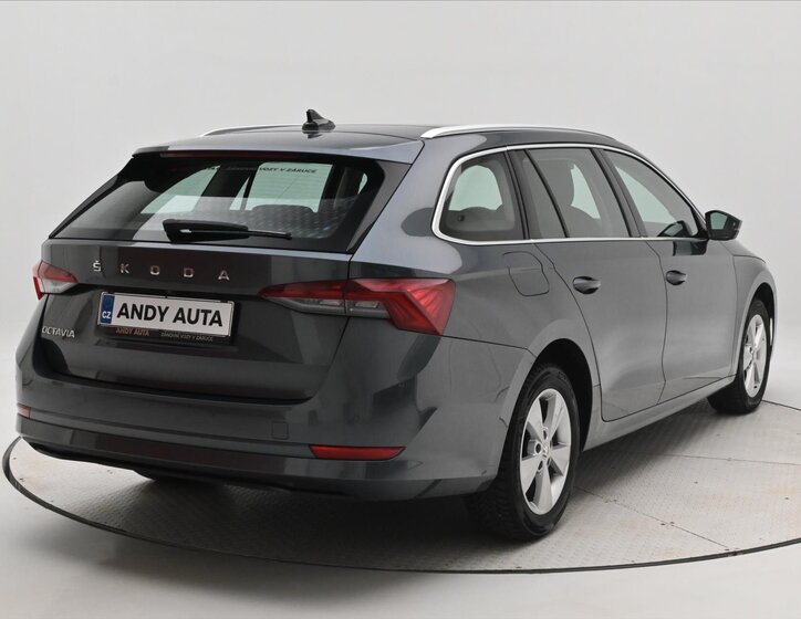 Škoda Octavia Kombi 2,0 l 110 kw