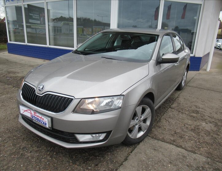 Škoda Octavia Sedan / Limuzína 1,6 l 81 kw