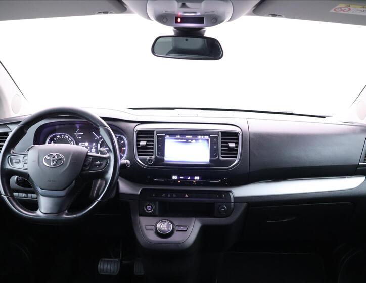 Toyota ProAce Verso 32