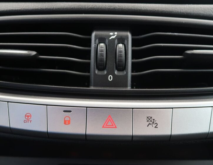 Fiat Tipo Sedan / Limuzína 1,4 l 70 kw