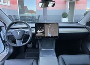 Tesla Model 3 Sedan / Limuzína 0,0 208 kw