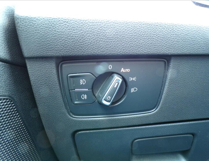 Volkswagen Passat Kombi 2,0 l 110 kw