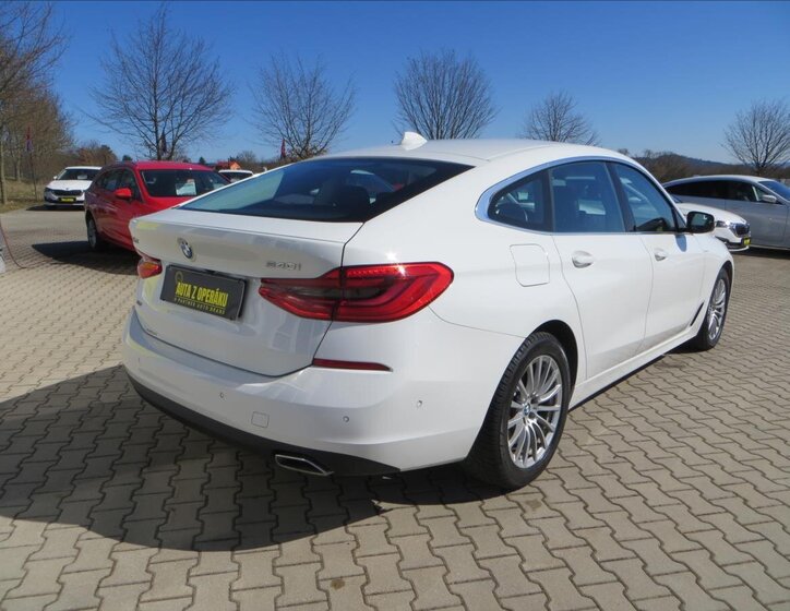 BMW Řada 6 Liftback 3,0 l 245 kw